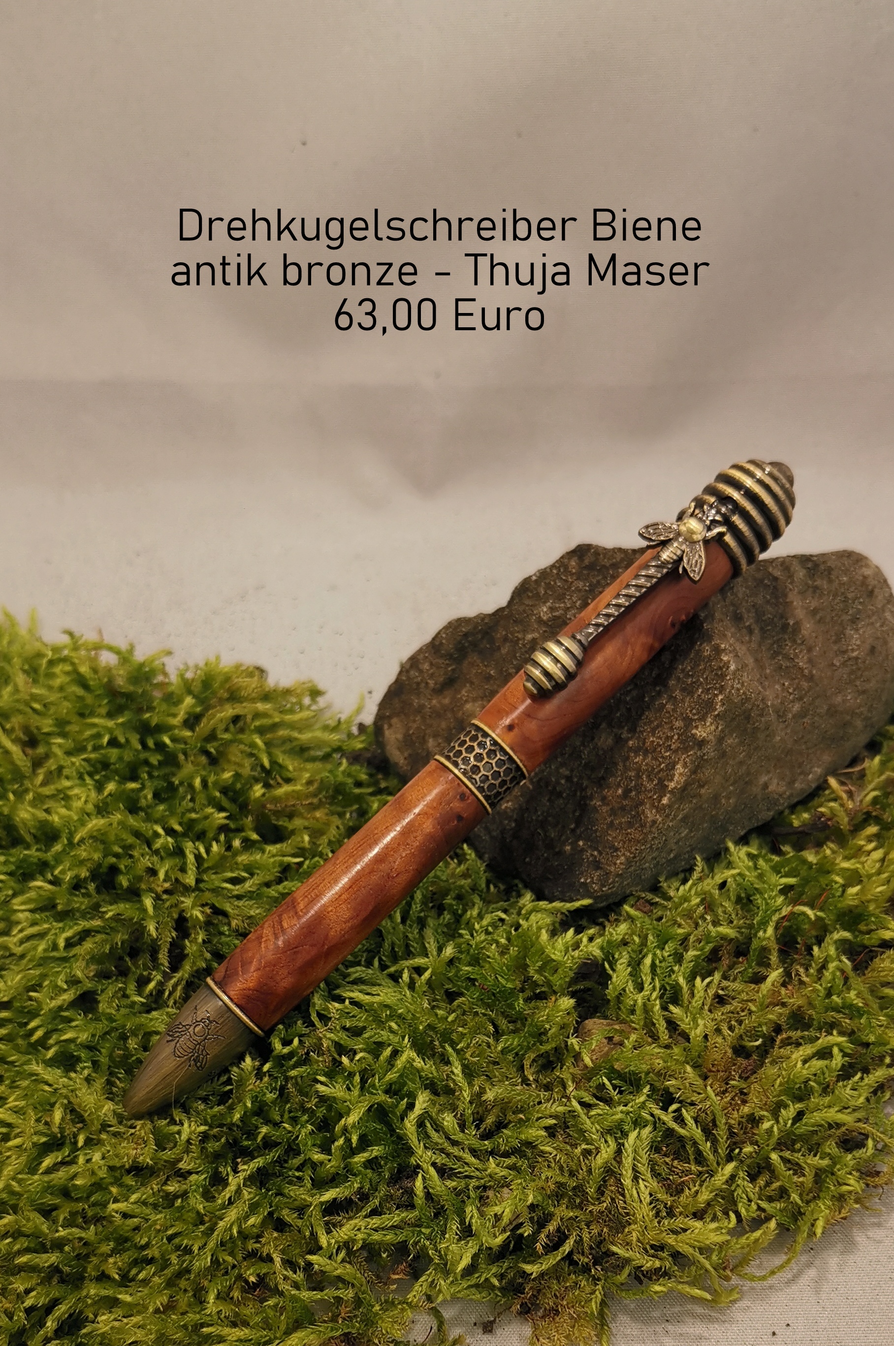 Biene Thuja Maser